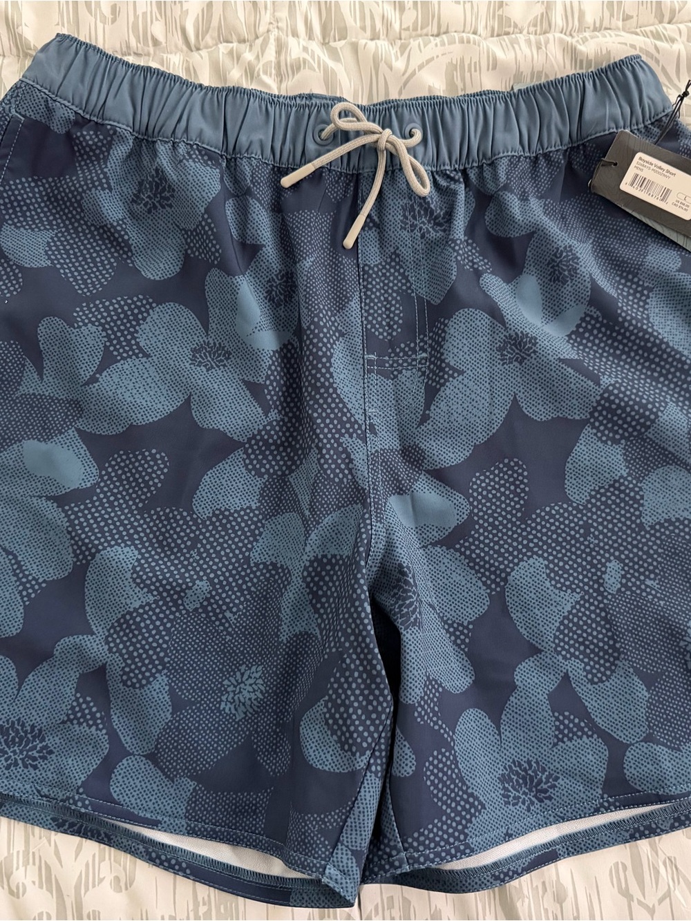 Jetty Bayside Volley Shorts Men’s Large Navy Floral NWT